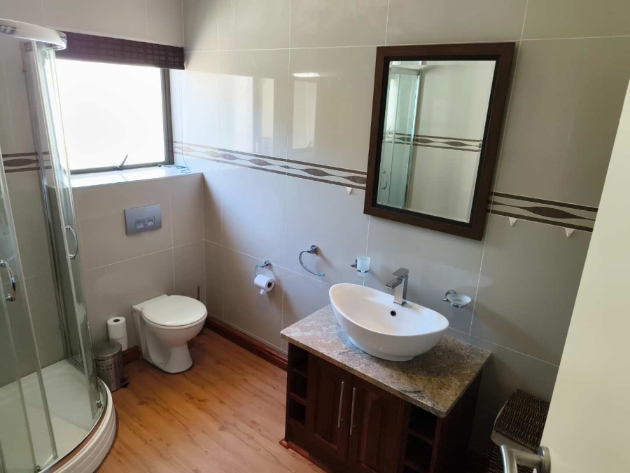 5 Bedroom Property for Sale in Blueberry Hill Western Cape
